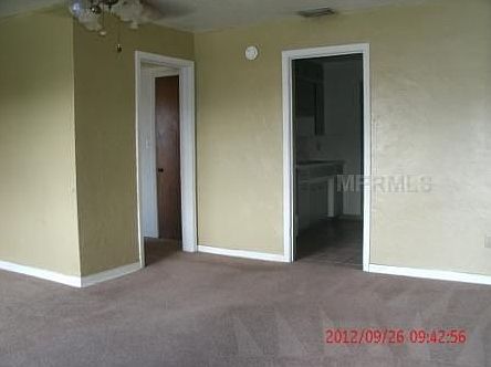 1st image of 216 E Edgewood Dr
