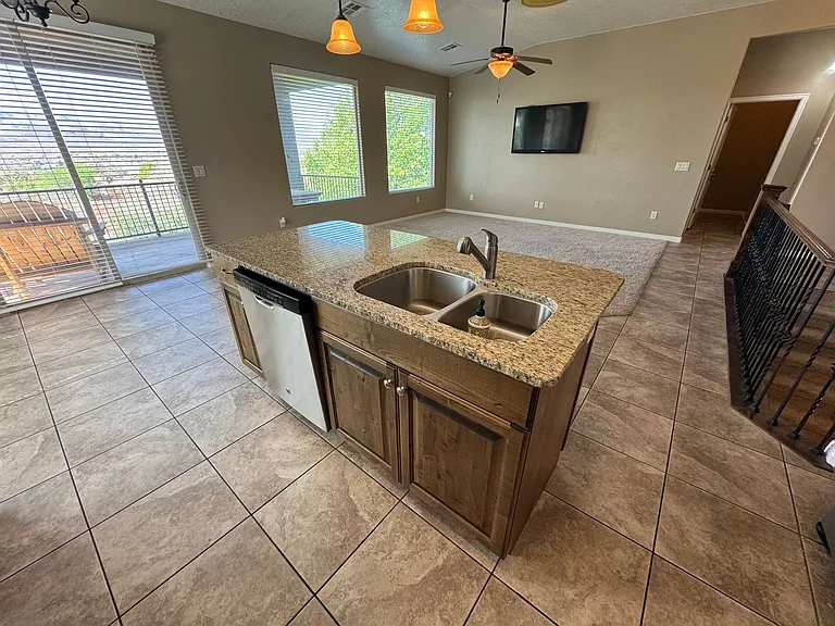 1920 N Lakota Dr #30 — Photo 5