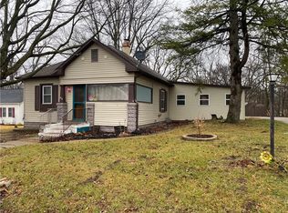 813 C St, Charleston, IL 61920