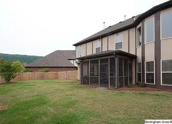 2001 Belvedere Cir — Photo 26