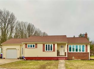 420 Circle Dr, Newton Falls, OH 44444