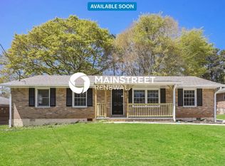 8143 Huntington Dr, Jonesboro, GA 30238