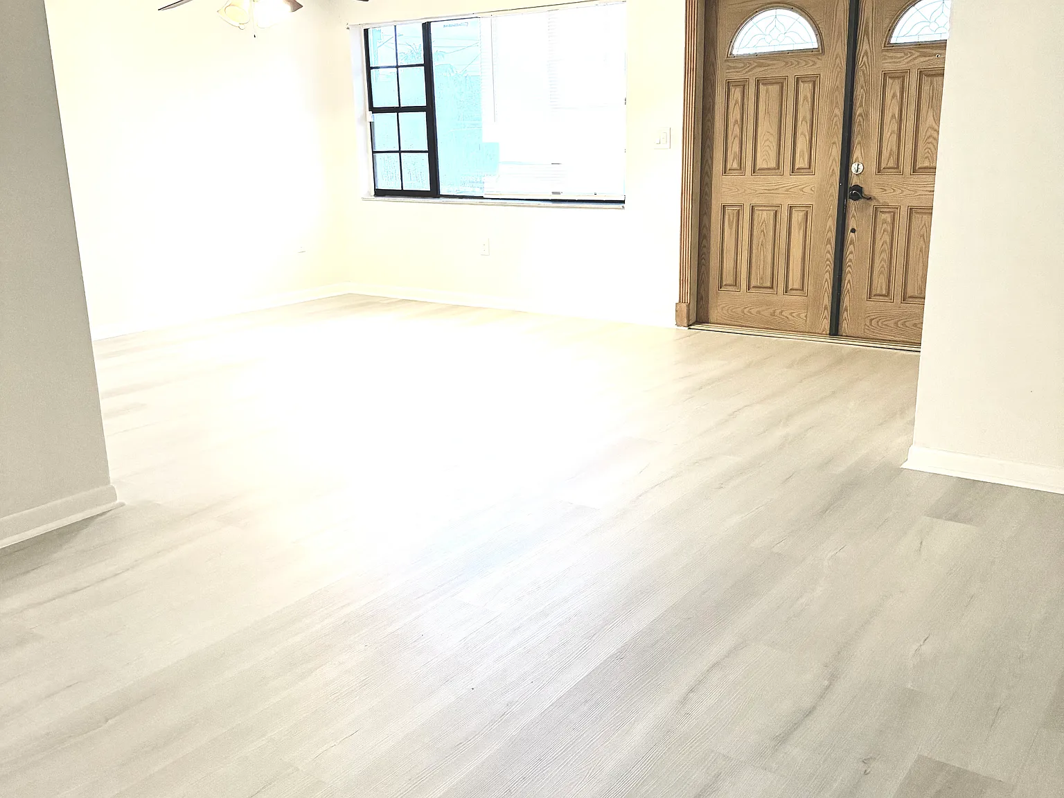 3 bed, 1481 sqft, $3,200 — Photo 2