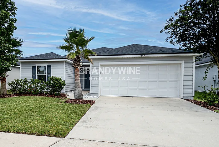 3 bed, 2.0 bath, 1716 sqft, $2,045 — Photo 2