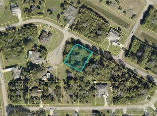 838 Geneva St E, Lehigh Acres, FL 33974