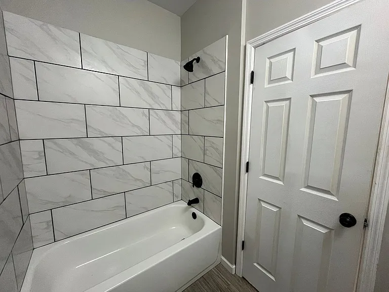 18 Michigan Ln #2 — Photo 9