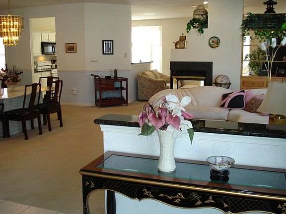 Living, Dinning, Family Rms