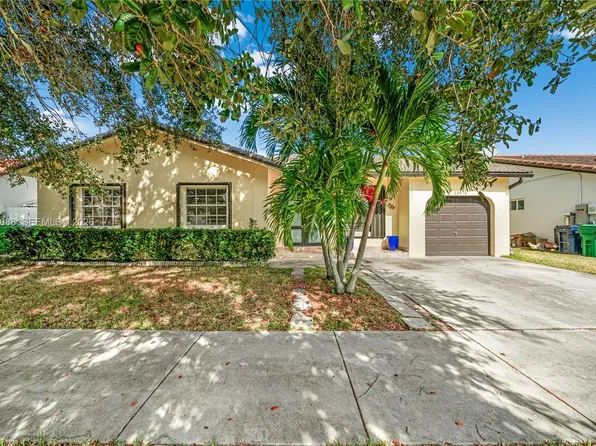 14473 SW 172nd Ln, Miami, FL 33177