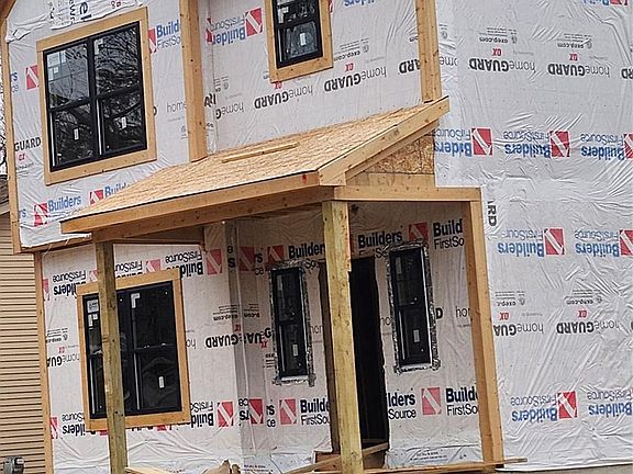 5th image of 2700 Vendome Ave