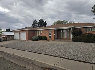 2701 Cagua Dr NE, Albuquerque, NM 87110