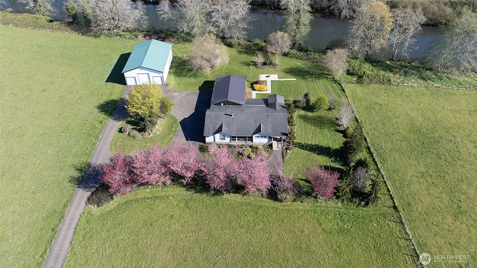 46 Geissler Road photo 1