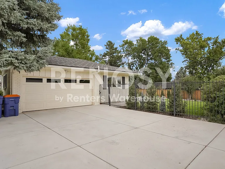 9189 E Radcliff Ave — Photo 10