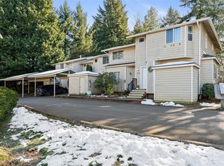 1315 NE Jasmine Ln, Bremerton, WA 98311