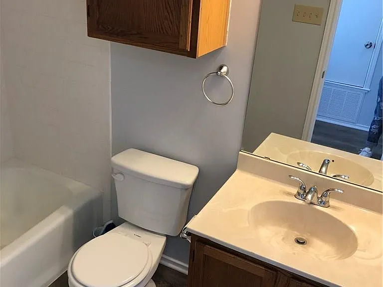5908 Parkwood Dr #A — Photo 18
