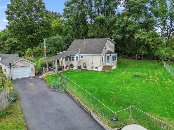 106 Edgeworth Ave, Syracuse, NY 13219
