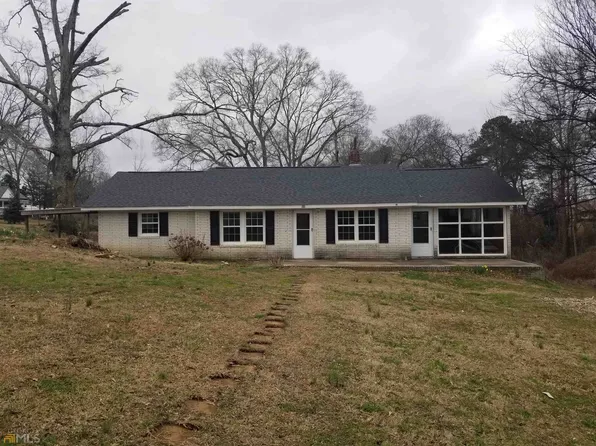 26 Church St, Buchanan, GA 30113