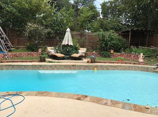 8016 Northbrook Dr, Benbrook, TX 76116