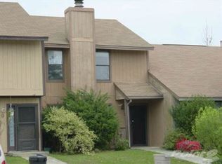 8 Hunters Ct, Goose Creek, SC 29445