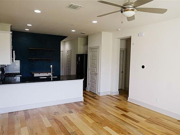 3rd image of 2101 Town Centre Dr Unit 1-1702