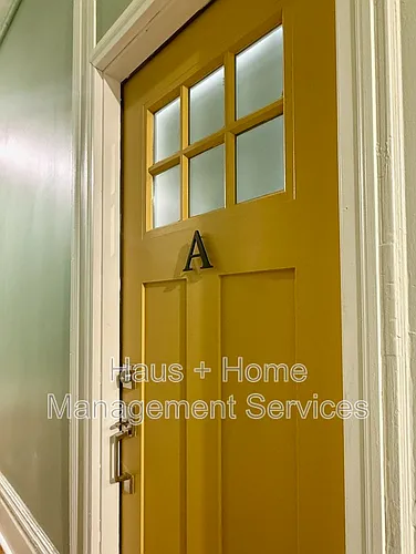 906 Penn Ave Photo 1
