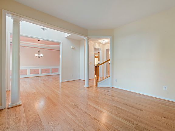 3rd image of 6911 Cascade Dream Ct