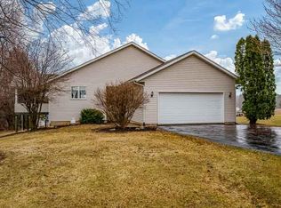 186 Lake Summerset Rd, Davis, IL 61019