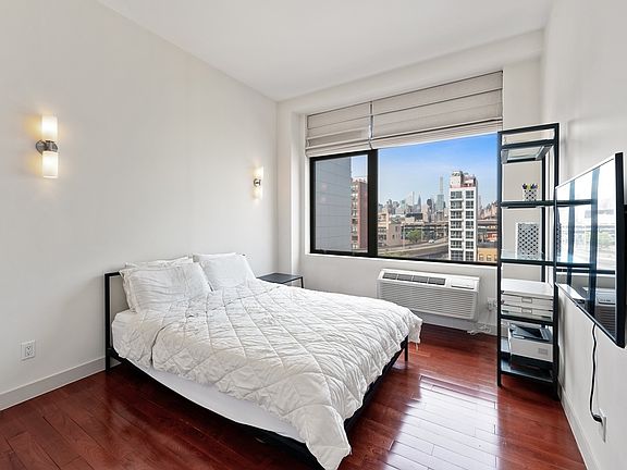 3rd image of 42-37 27th St #5C