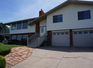 3205 W 47th Ave, Kennewick, WA 99337
