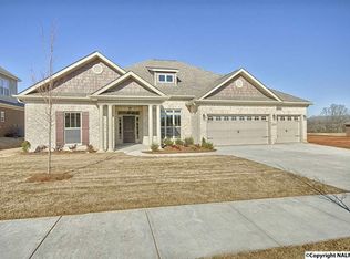 4543 Blairmont Dr SE, Owens Cross Roads, AL 35763