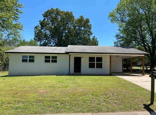 302 Adams St, Morrilton, AR 72110