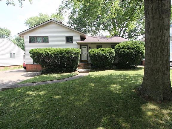 2nd image of 5825 Doxmere Dr