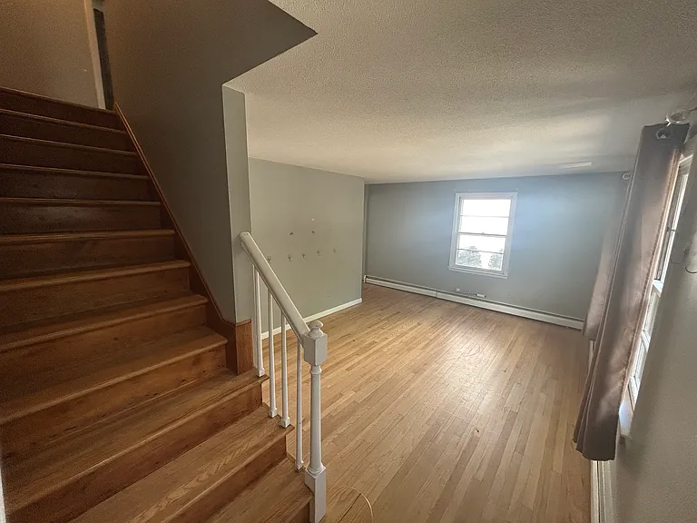 190 Stephens Ln #0 — Photo 2