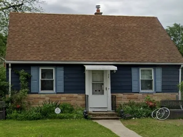 54 Seymour Ave, Springfield, MA 01109