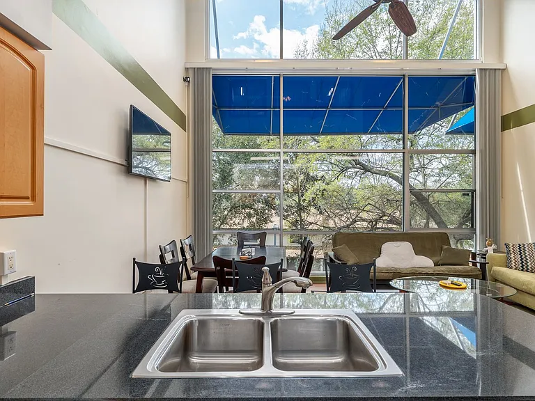 2515 SW 35th Pl #219 — Photo 11