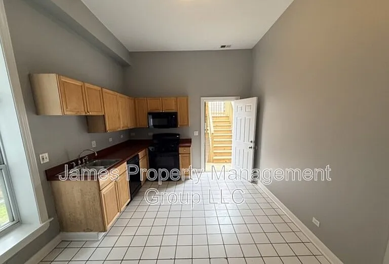 2213 W Washington Blvd #2F — Photo 7