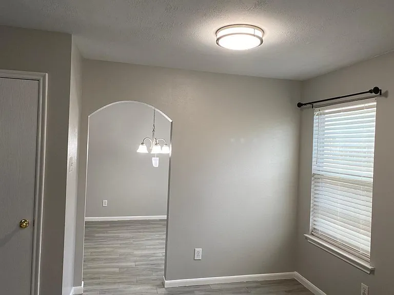19154 Yellow Thrush Dr — Photo 5