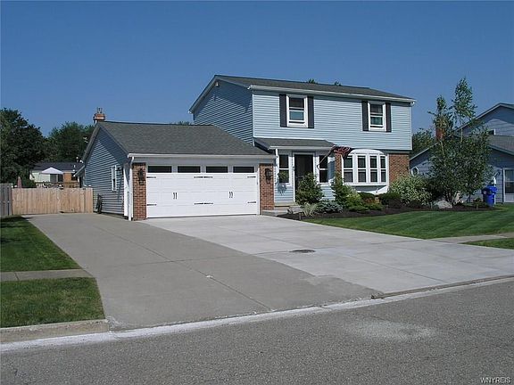 2nd image of 49 Naples Dr