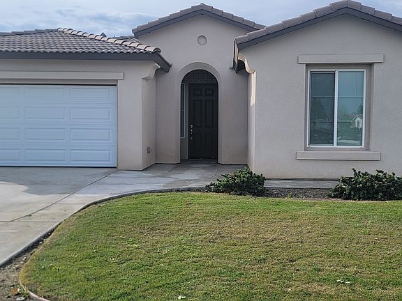 2nd image of 7201 Canyon Creek Dr