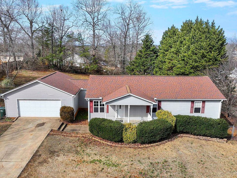 1st image of 108 Allison St