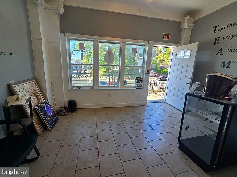 2801 W Allegheny Ave — Photo 21