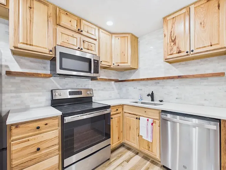 5856 Highway 62 E — Photo 11