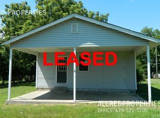 508 1/2 Sugar Hill Rd, Lincoln, AR 72744