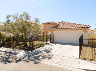 7925 Fall Harvest Dr, Las Vegas, NV 89147