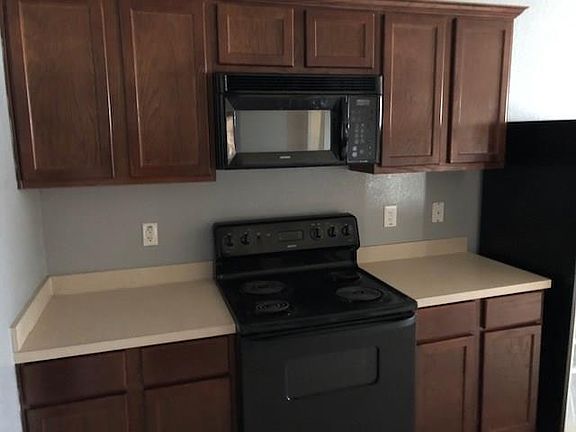 5th image of 5811 Hercules Ave