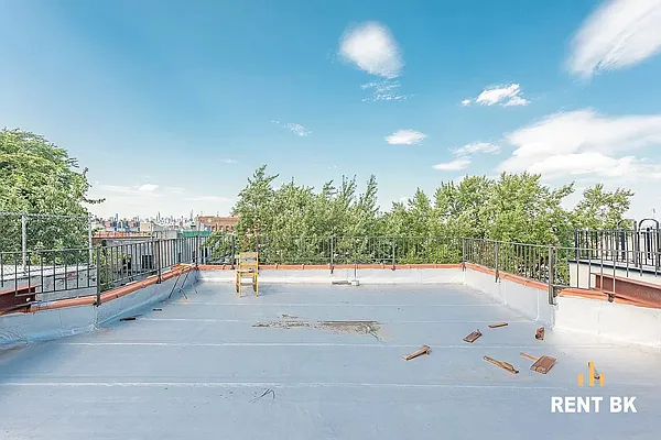 Rented by RENTBK LLC | media 10