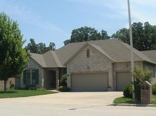 6440 Meadowview Dr, Ozark, MO 65721
