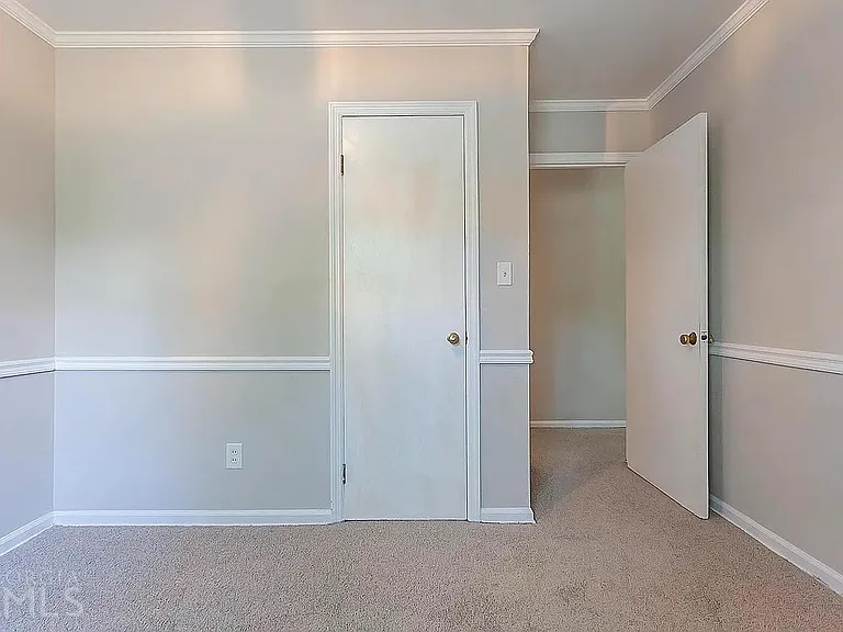 5545 Sturbridge Way — Photo 17