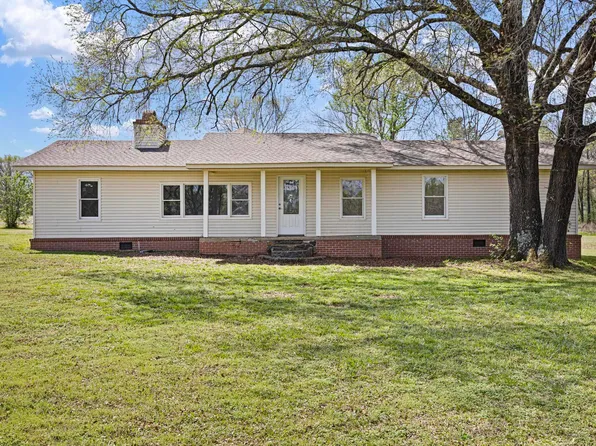 31 Crooked Pine Ln, Morrilton, AR 72110