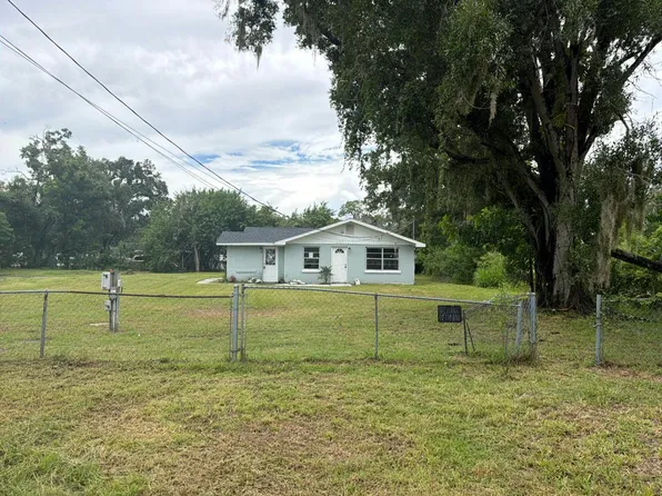 105 2nd Ave SE, Ruskin, FL 33570