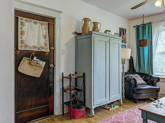 3rd image of 6045 Washington Blvd APT 1W